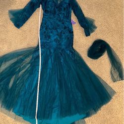 women’s size 6 sequin dress 