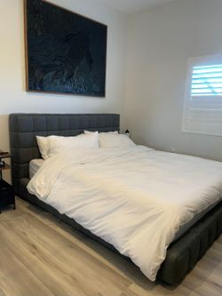 Cal King Bed Frame DELIVERY AVAILABLE 🚚 