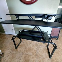 MOTORIZED DESK RISER