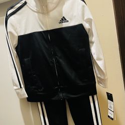 ADIDAS  TRACK SUIT KIDS Size 3 T