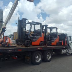 FORKLIFT TOYOTA Serie 8 (Year 2016)