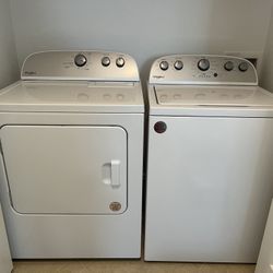 New Whirlpool Washer And Dryer Set 