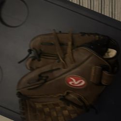 Baseball Glove 