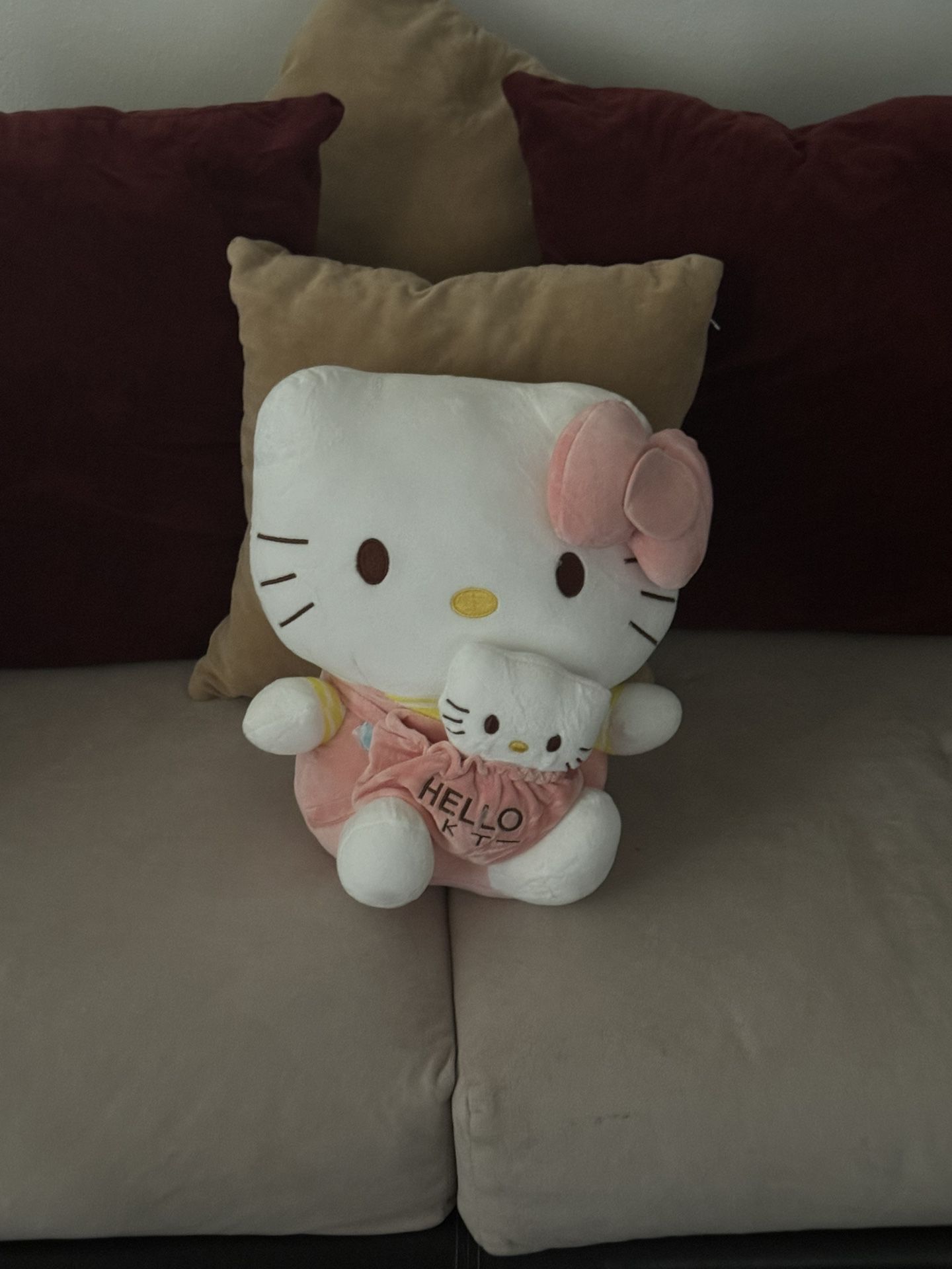 Medium Hello Kitty Pillow