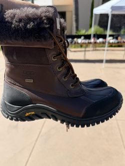 Ugg Womens 1123610-BCDB W ADIRONDACK BOOT III BURNT CEDAR / BLACK