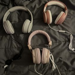 Wired Headphones 