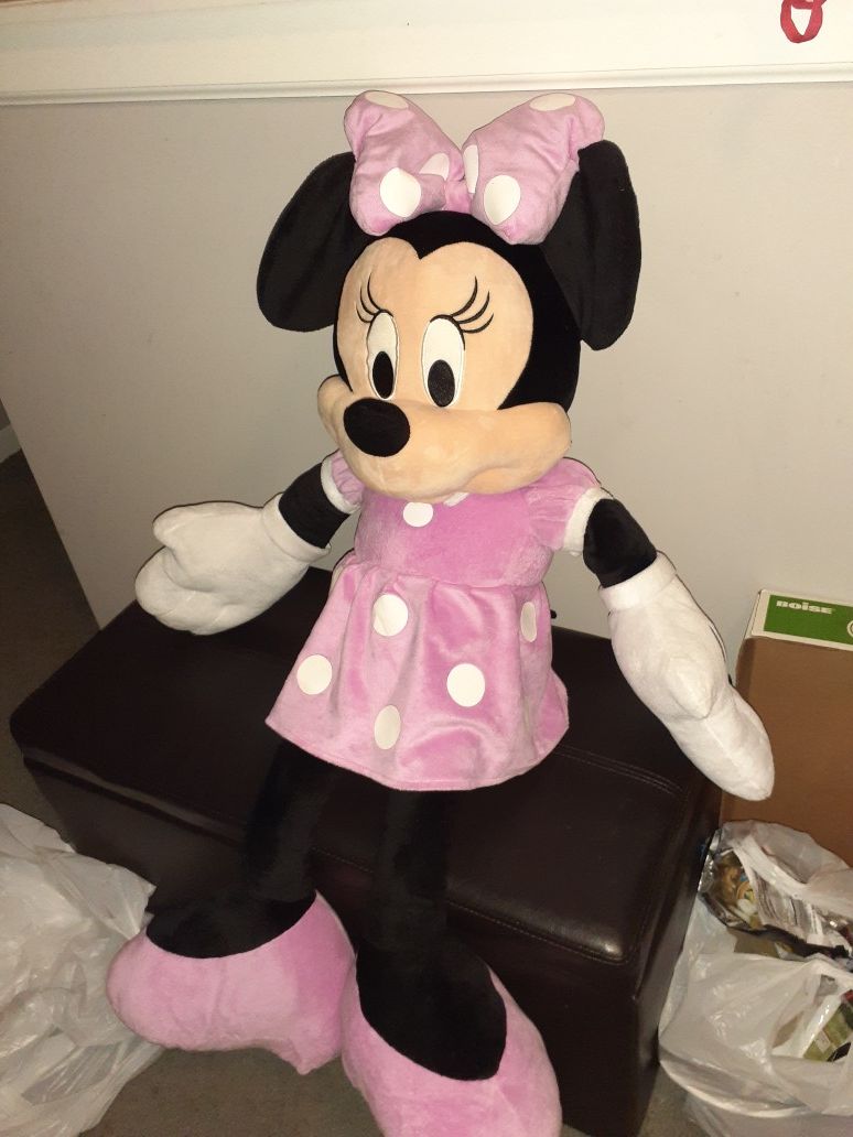 Giant minnie mouse.