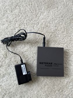 NETGEAR 5-Port Gigabit Ethernet Plus Switch (GS105Ev2) 