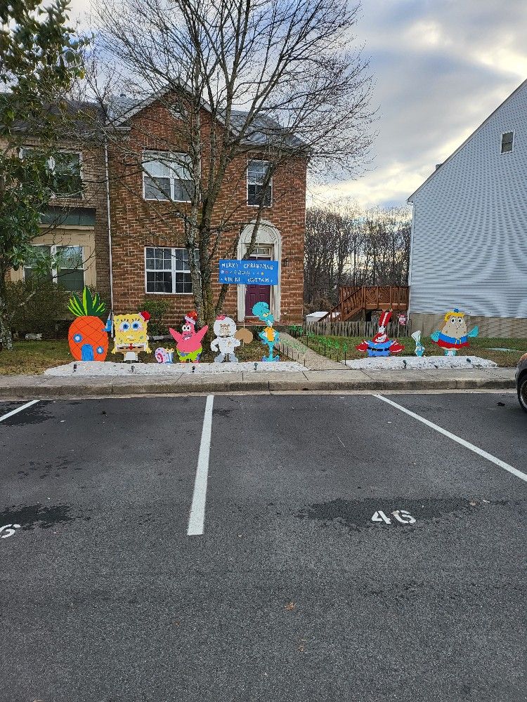 Sponge Bob Themed Christmas yard Art With Sign