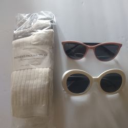 Brand new banana Republic set of three socks and two sunglasses