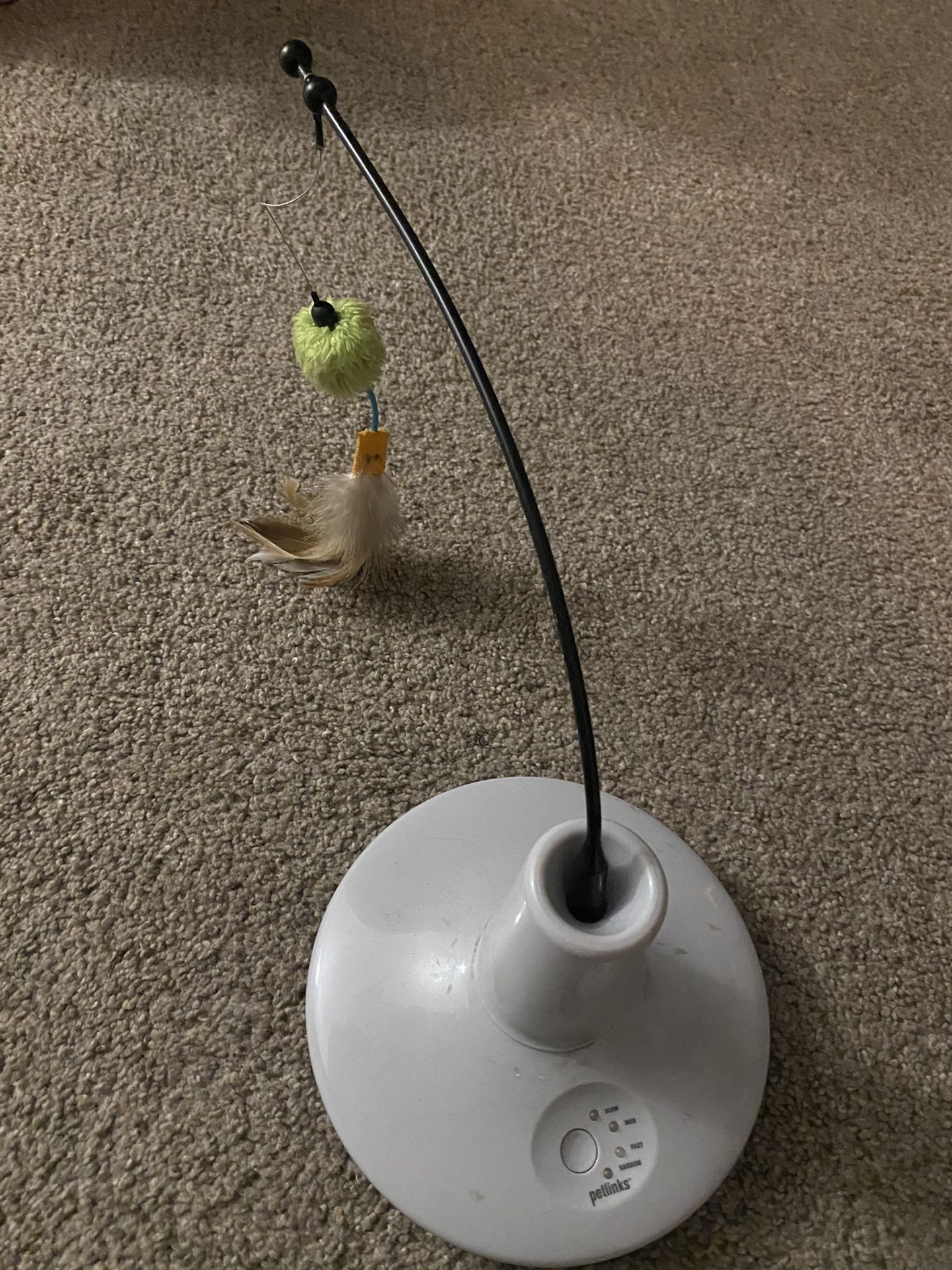 Rotating Cat Toy