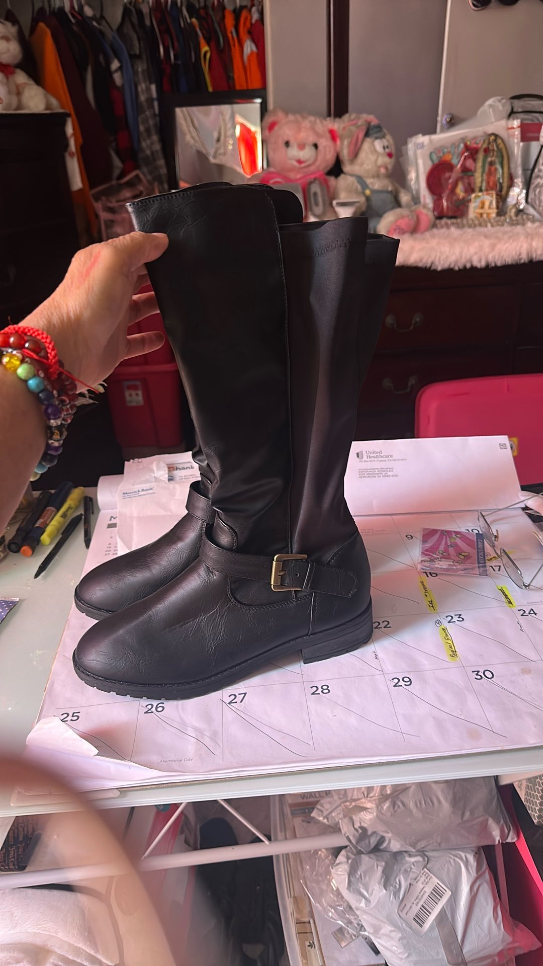 Black Boots