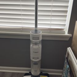 Tineco iFLOOR 3 Breeze Complete Wet Dry Vacuum 