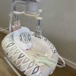 Fisher price Swing 
