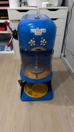 Shaved ice machine