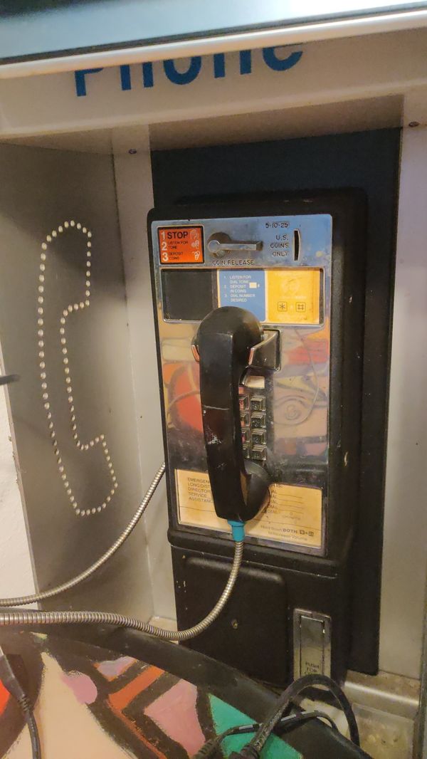 Working vintage Pay Phone! Great condition! for Sale in Federal Way, WA