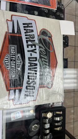 METAL HARLEY DAVIDSON SIGNS Perfect Conditions, $40 + Tax For Both Signs! 