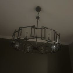 Light fixture