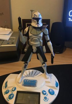 Rare 2012 Star Wars Clone Wars Clock