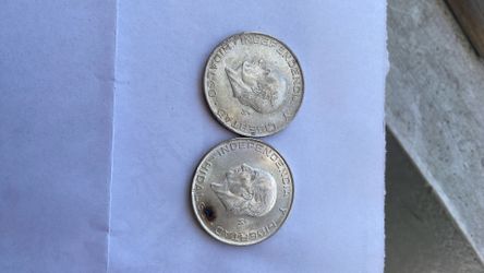 2 BU 1957 5 Pesos Silver Plata