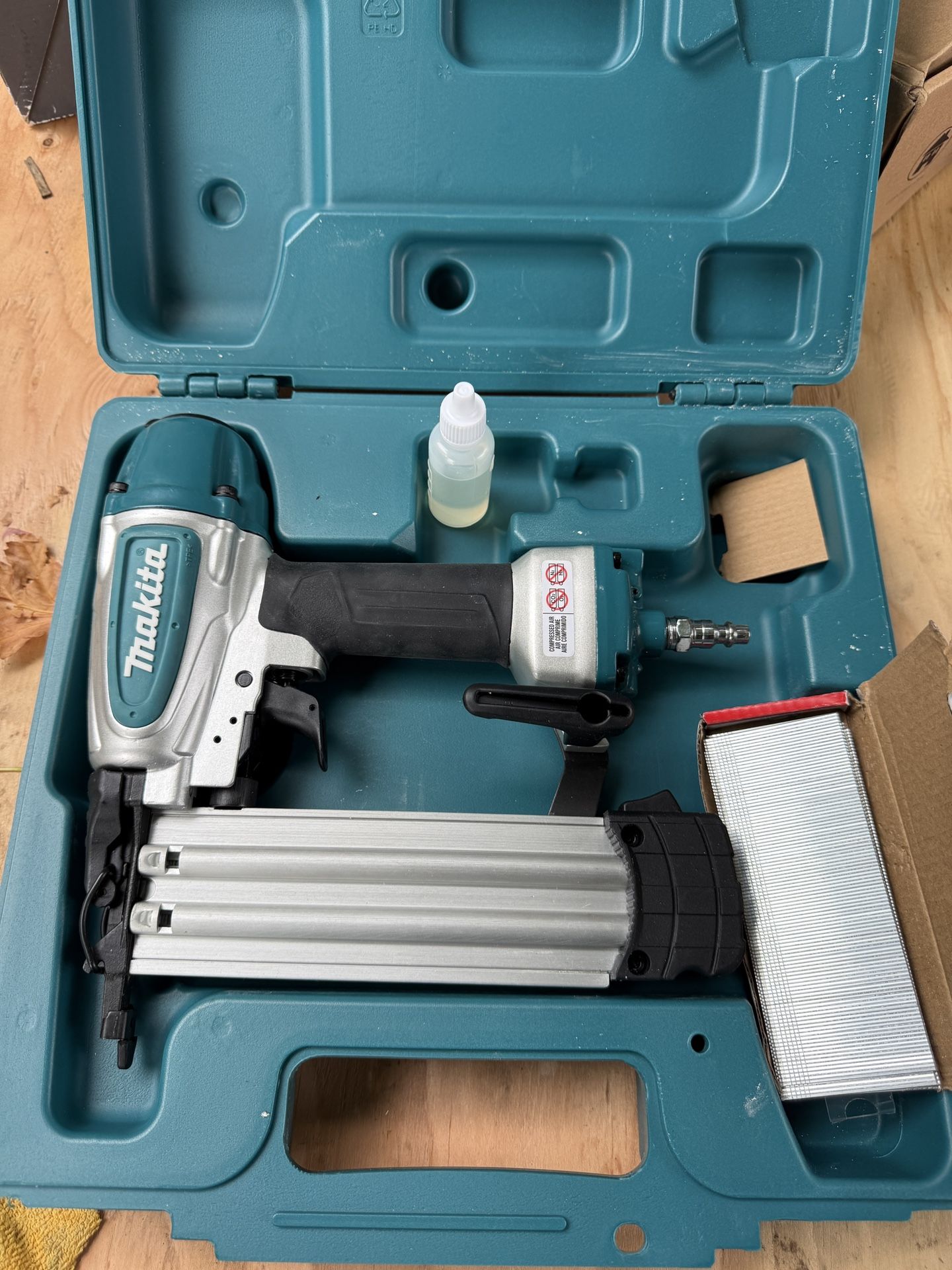 Makita Nailer Gun