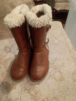 Toddler boots size 7