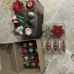 Christmas Ornaments New Red And Gold