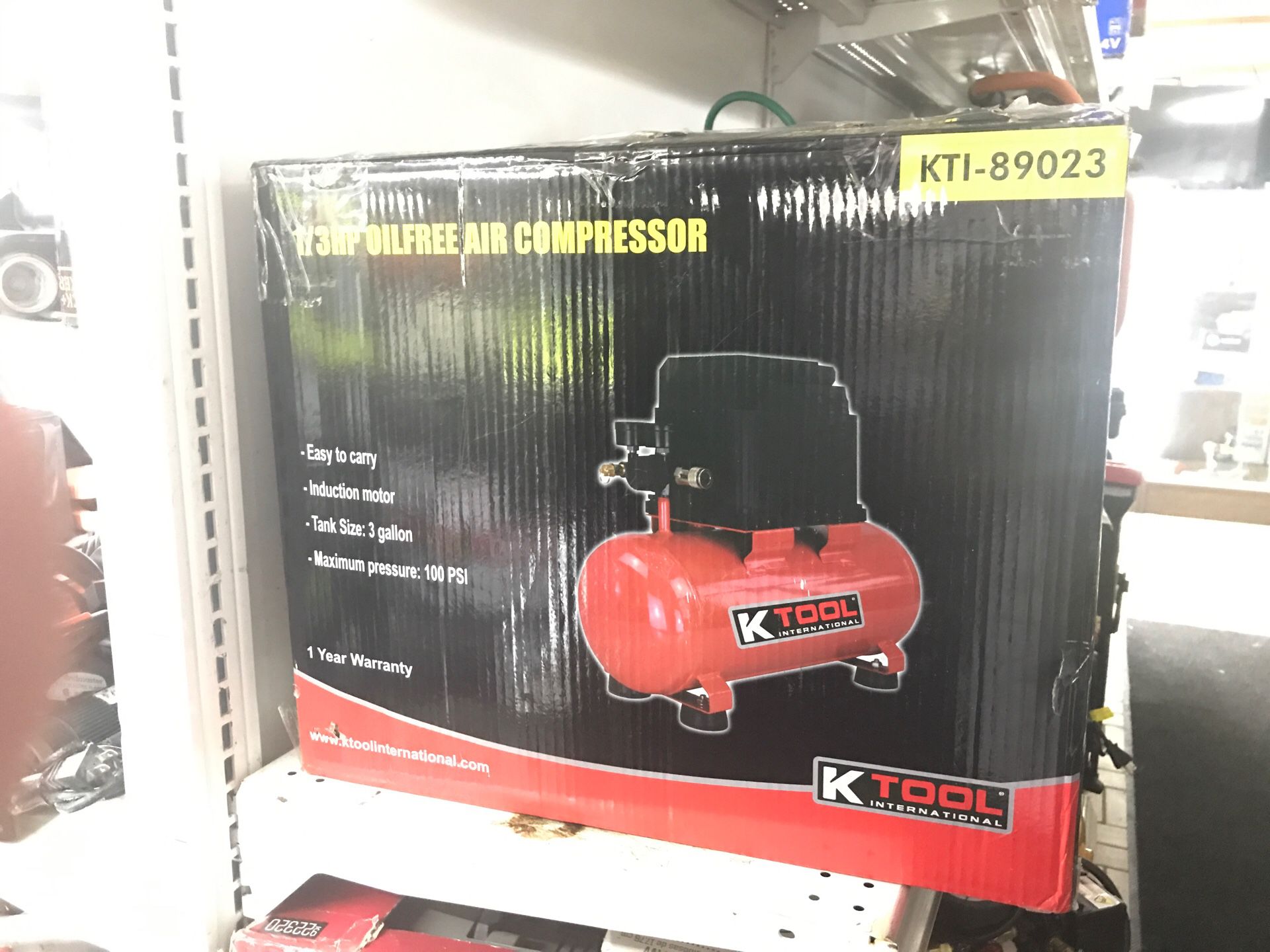 Air Compressor 1/3HP OIL FREE