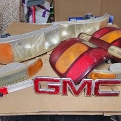 GMC Sierra 1(contact info removed)-2006 Genuine OEM Parts