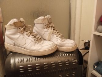    Mens.  Nike Air Size 13