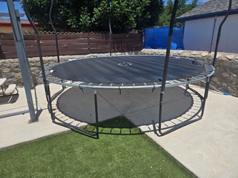 Trampoline 14ft