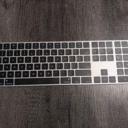 Black Full Sized Apple Keyboard USB-C With Touch ID