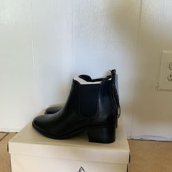 Woman's Boots