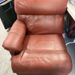 Lazy Boycouch Recliner And love seat Recliner 