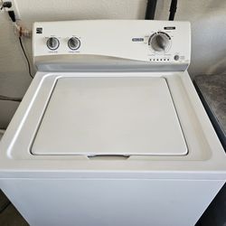 Kenmore Washer (Delivery Available)