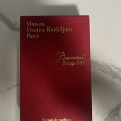 Maison Francis Rouge 540
