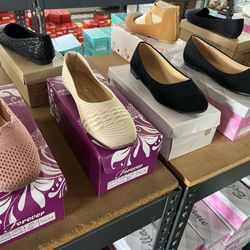 Beautiful Woman Flats 3 Pairs For $20