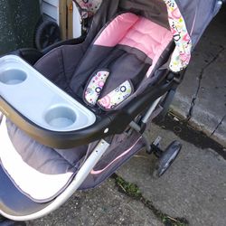 Babytrend Collapsing Stroller 
