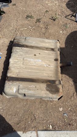 2 gas tanks for a 66 chevelle