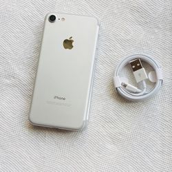 iPhone 7 32 GB Unlocked 
