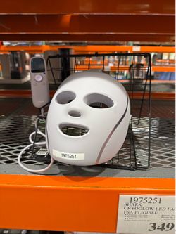 $350!! BRAND NEWShark CryoGlow Mask BRAND NEW!!