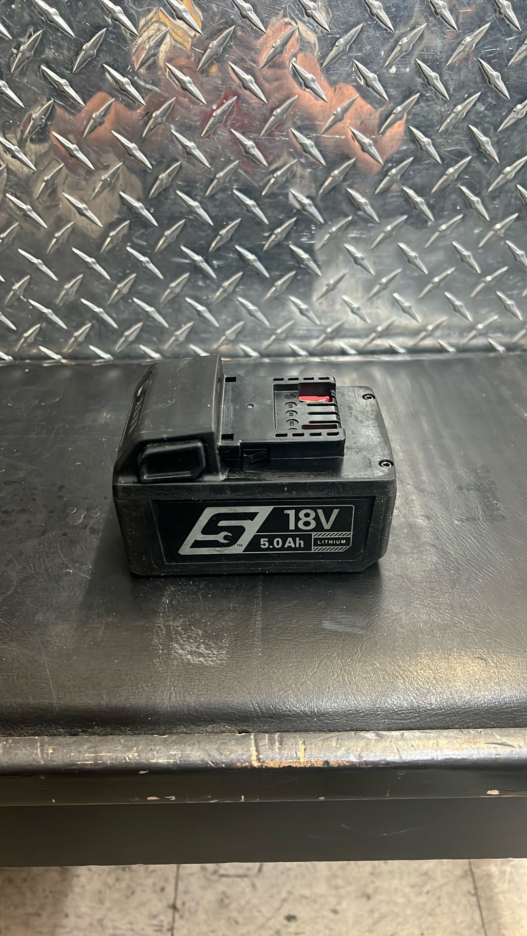 Snap-On Snap On 18V Lithium Battery 5.0Ah CTB185