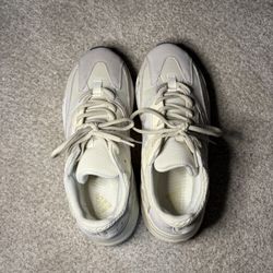 Yeezy 700