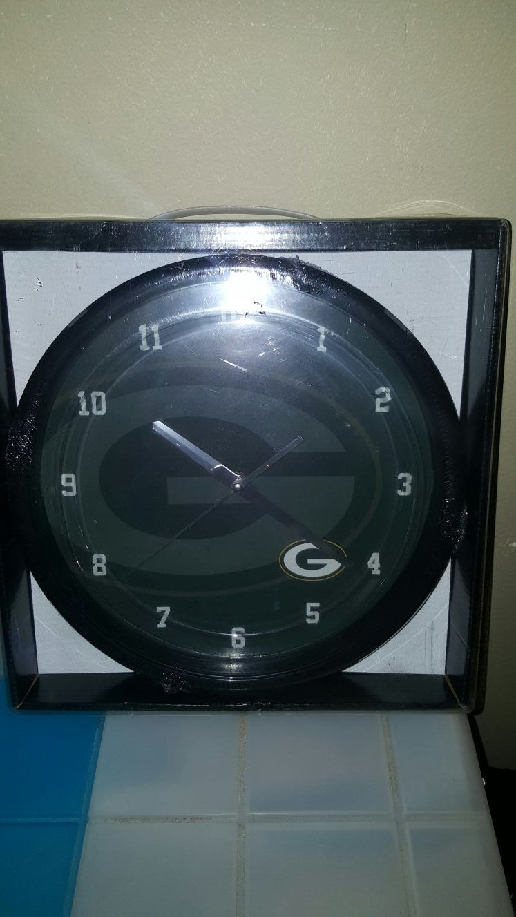 Green Bay Packers clock
