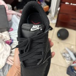 Travis Scott x Air Jordan 1 Low “Black Phantom” 