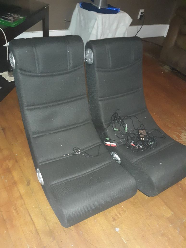 2 game chairs
