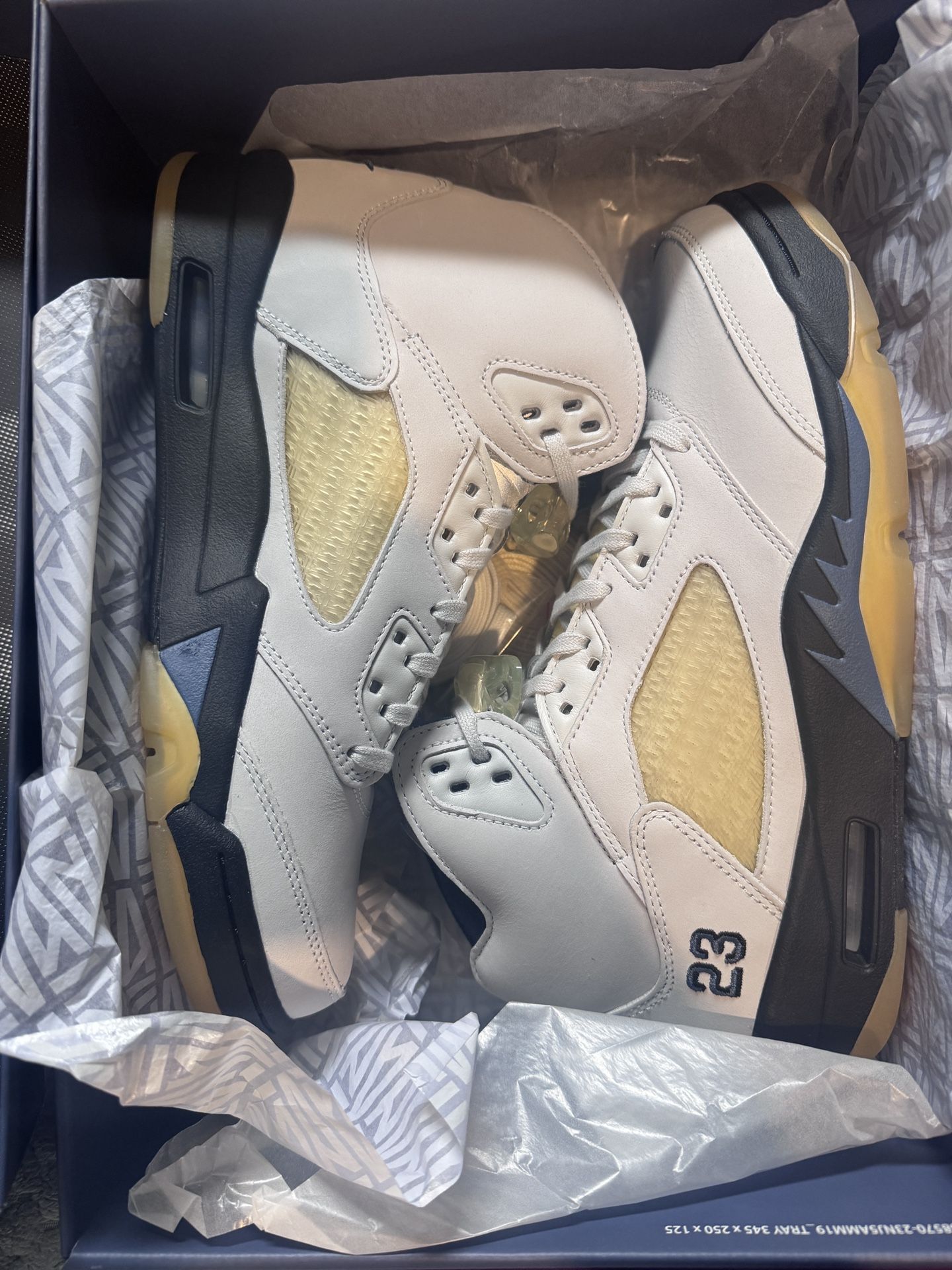 Jordan 5 Retro A Ma Maniére Dawn