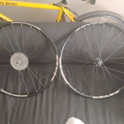 (Zzyzx Rims)And (Xtr Shimano Front Derailer)