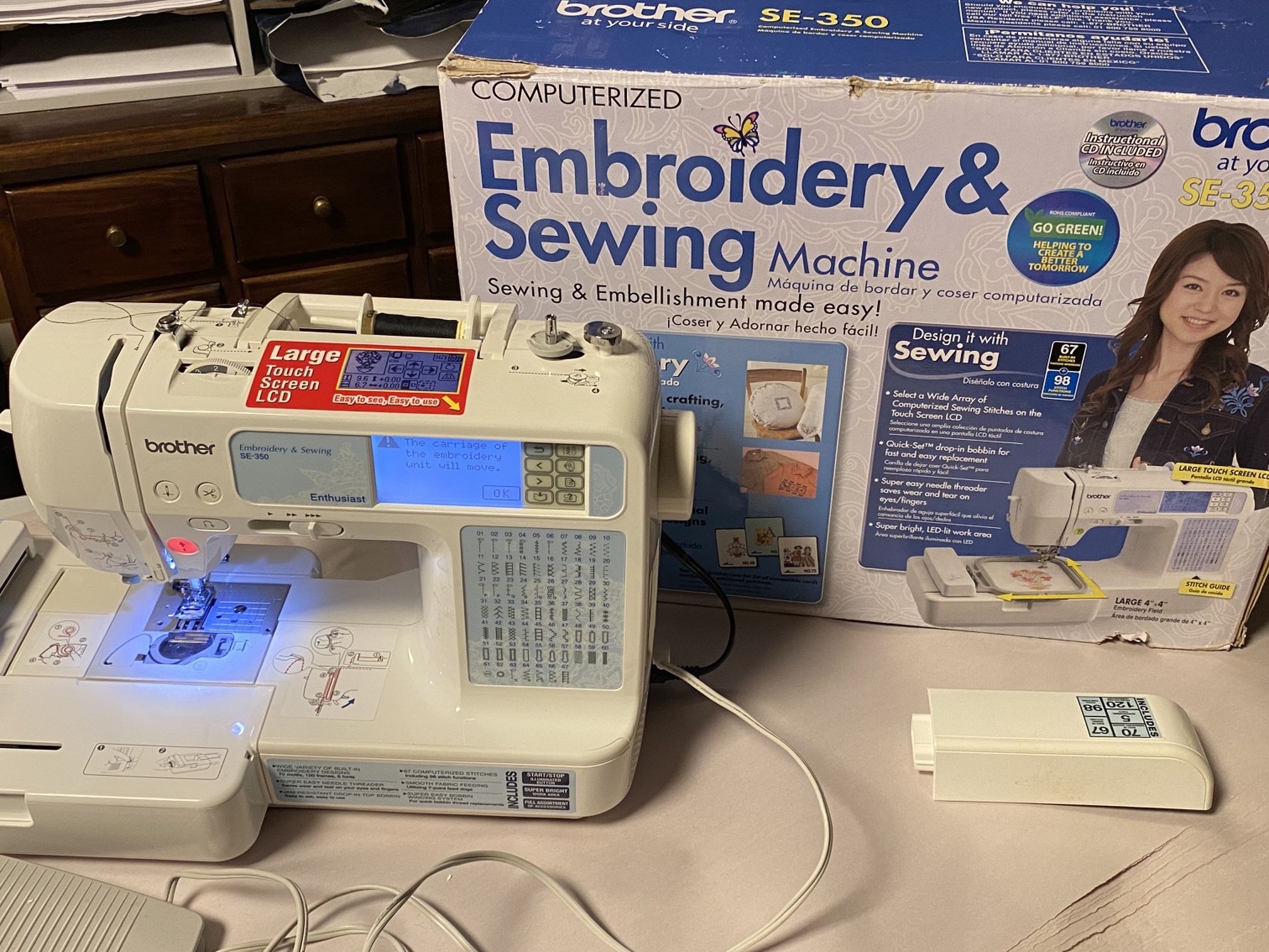 Brother SE-350 Embroidery & Sewing machine