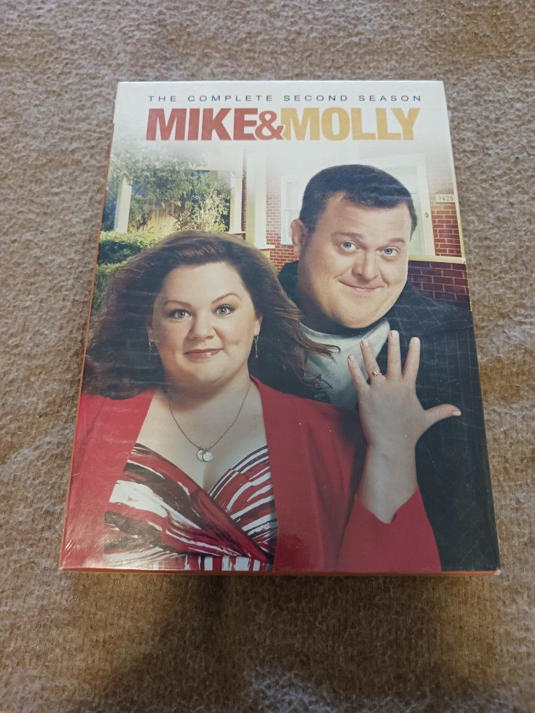 Mike And Molly Season 2 DVD